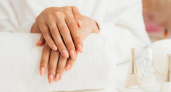 Каждый вечер капаю копеечное средство на ногти: пластина стала крепче и толще – гель-лак держится по 1,5 месяца